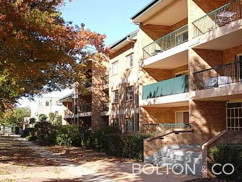 1 bedrooms Apartment / Unit / Flat in 9/11 Fawkner Street BRADDON ACT, 2612