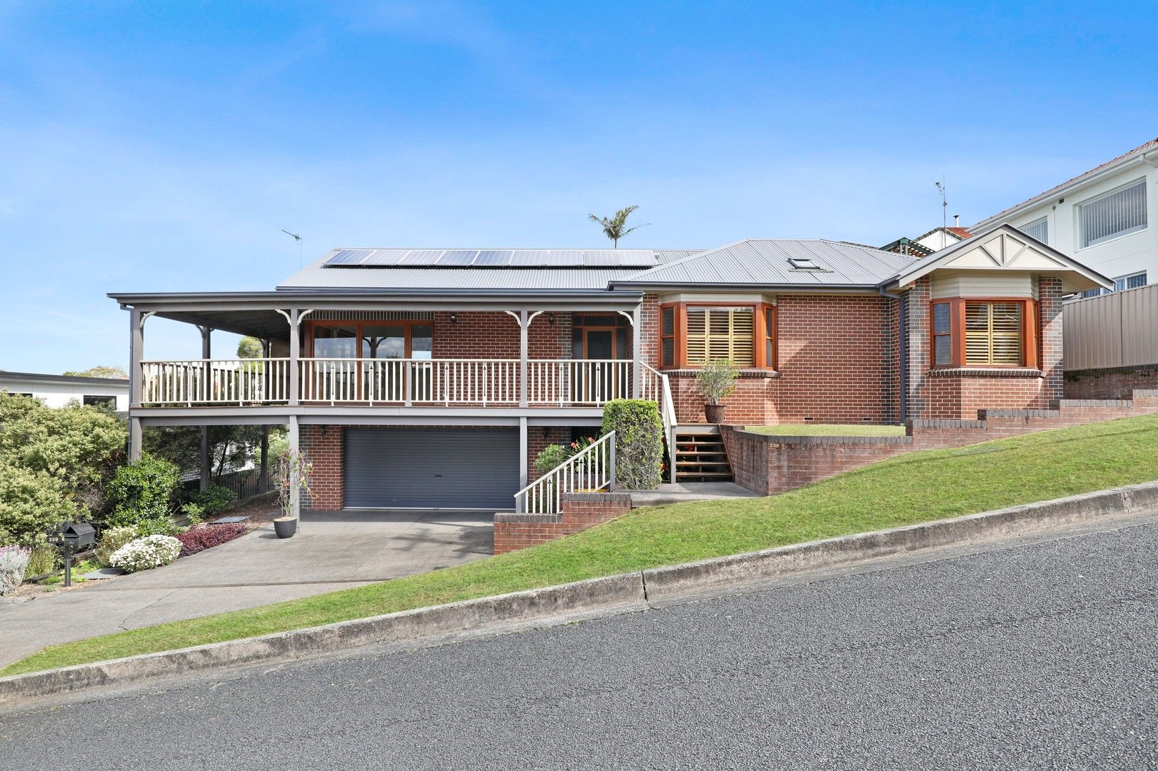 3 bedrooms House in 239 Gipps Road KEIRAVILLE NSW, 2500