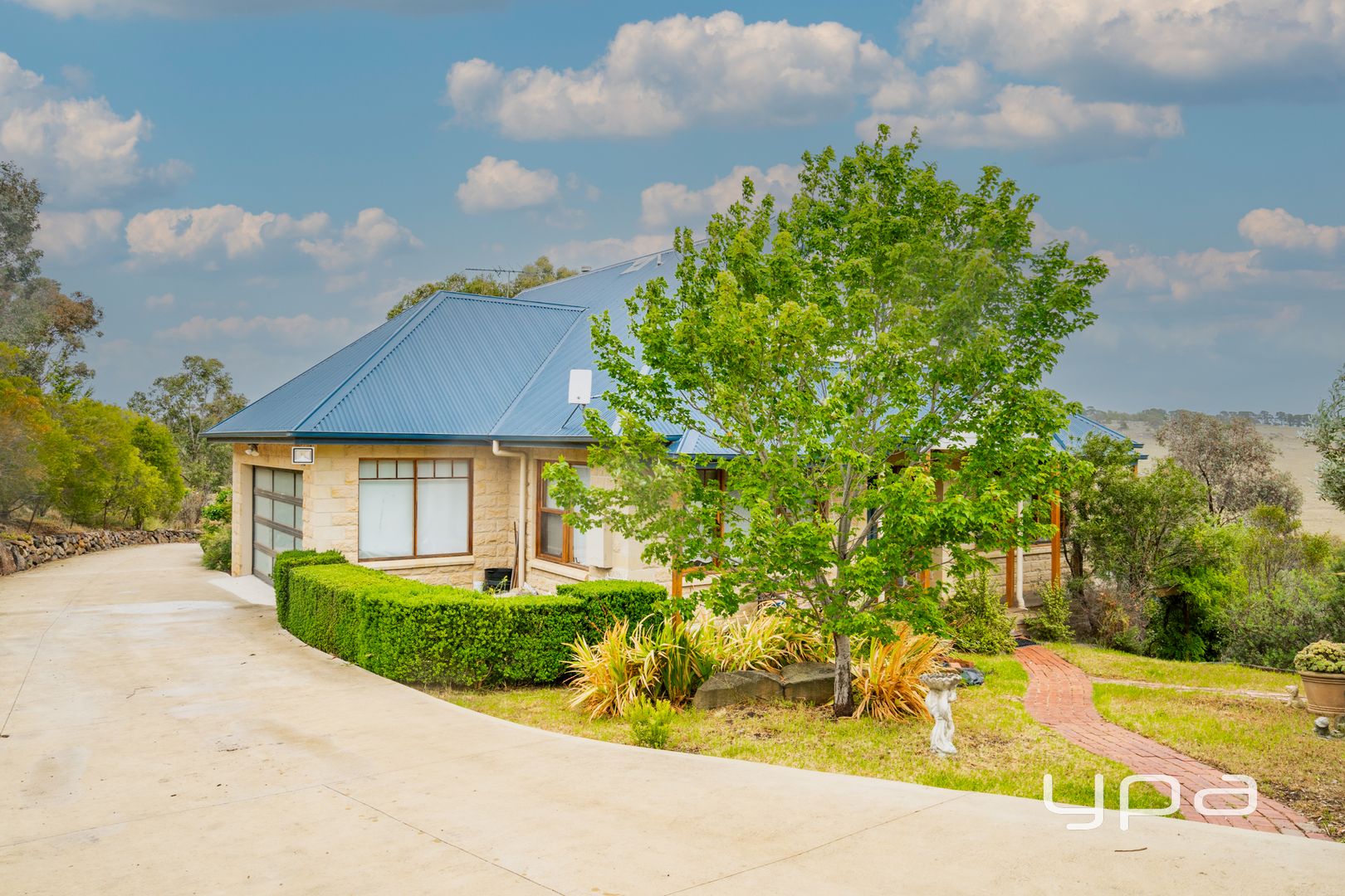 15 Creasey Court, Bulla VIC 3428 House For Rent Domain