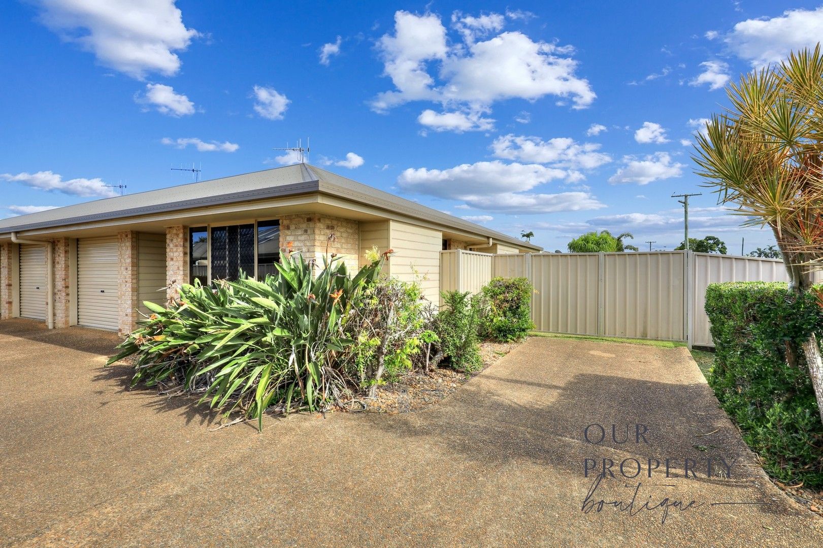 2 bedrooms House in 1/66 Anderson Street AVENELL HEIGHTS QLD, 4670