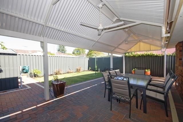 15a Weston Street, CARLISLE WA 6101, Image 2