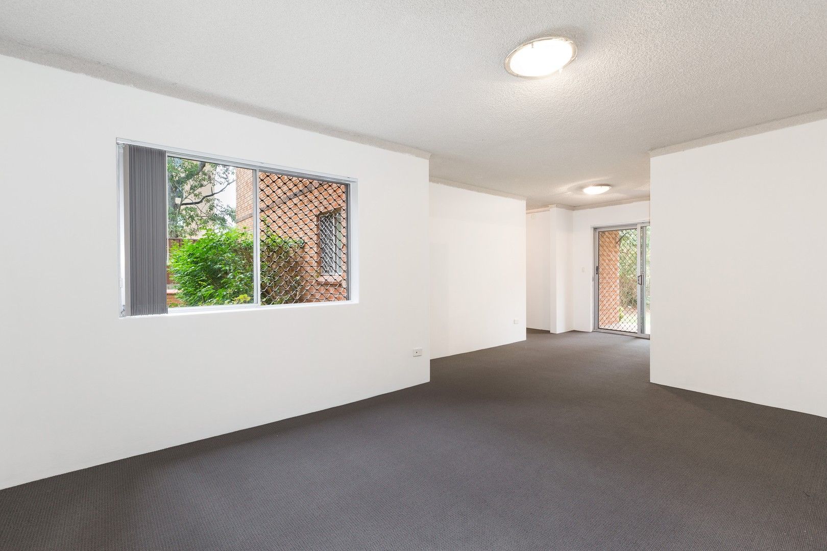2 bedrooms Apartment / Unit / Flat in 16/19-21 Miranda Road MIRANDA NSW, 2228