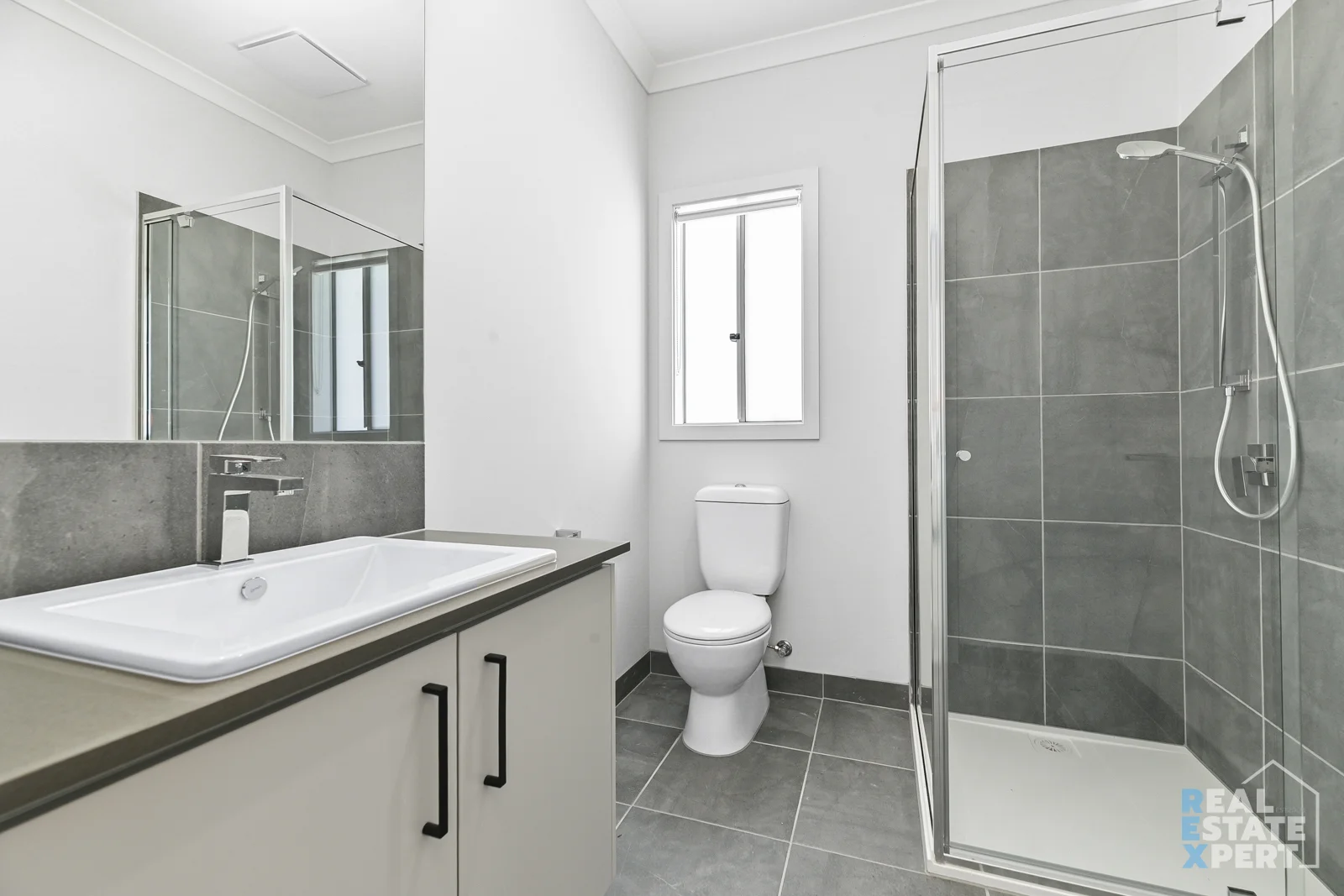 Additional image 9 of 2 Salvia Way, Clyde North VIC 3978