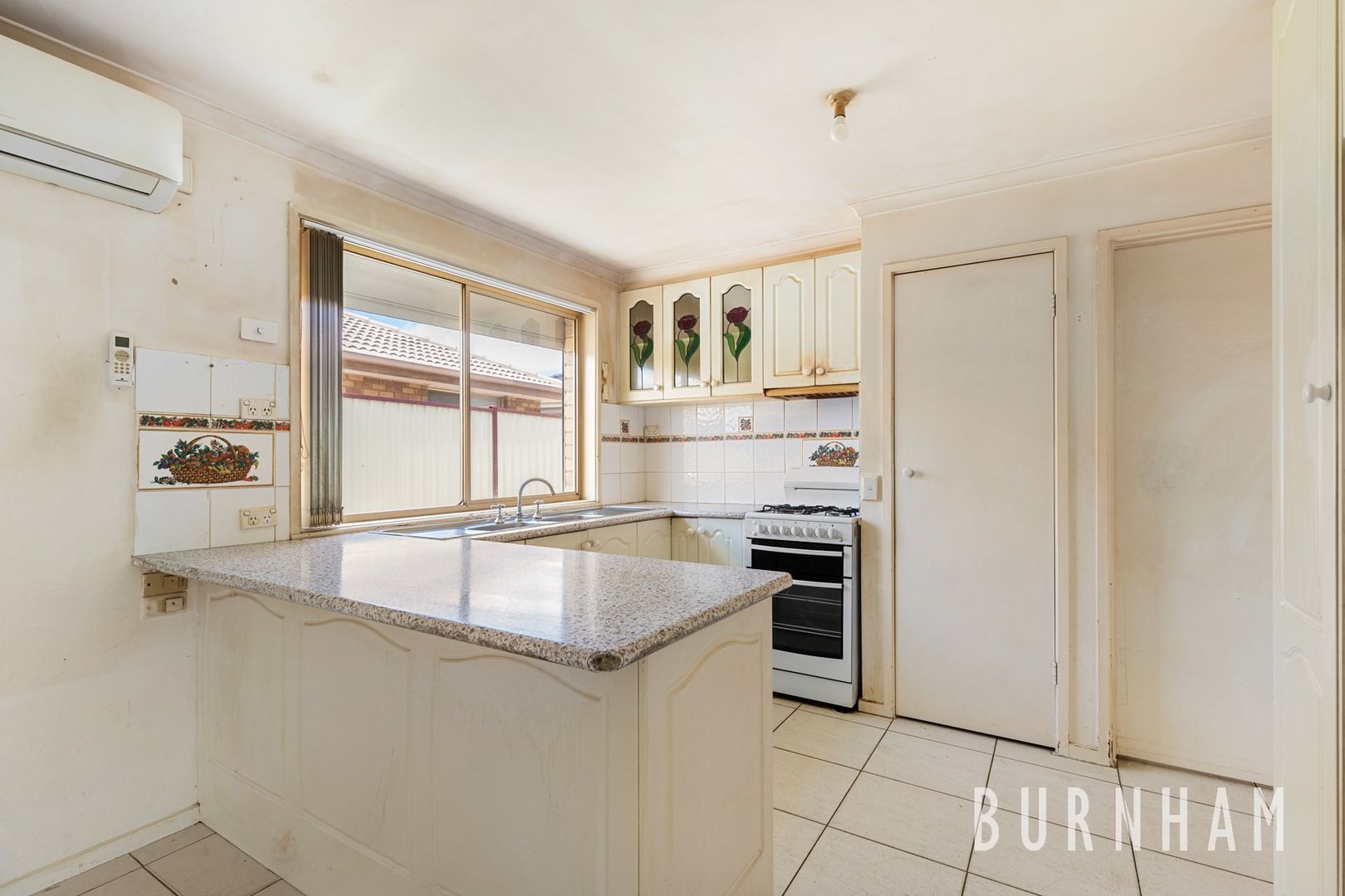 1/141 Kurung Drive, Kings Park VIC 3021, Image 2