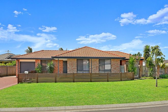 Picture of 2 Macleay Place, PORT MACQUARIE NSW 2444