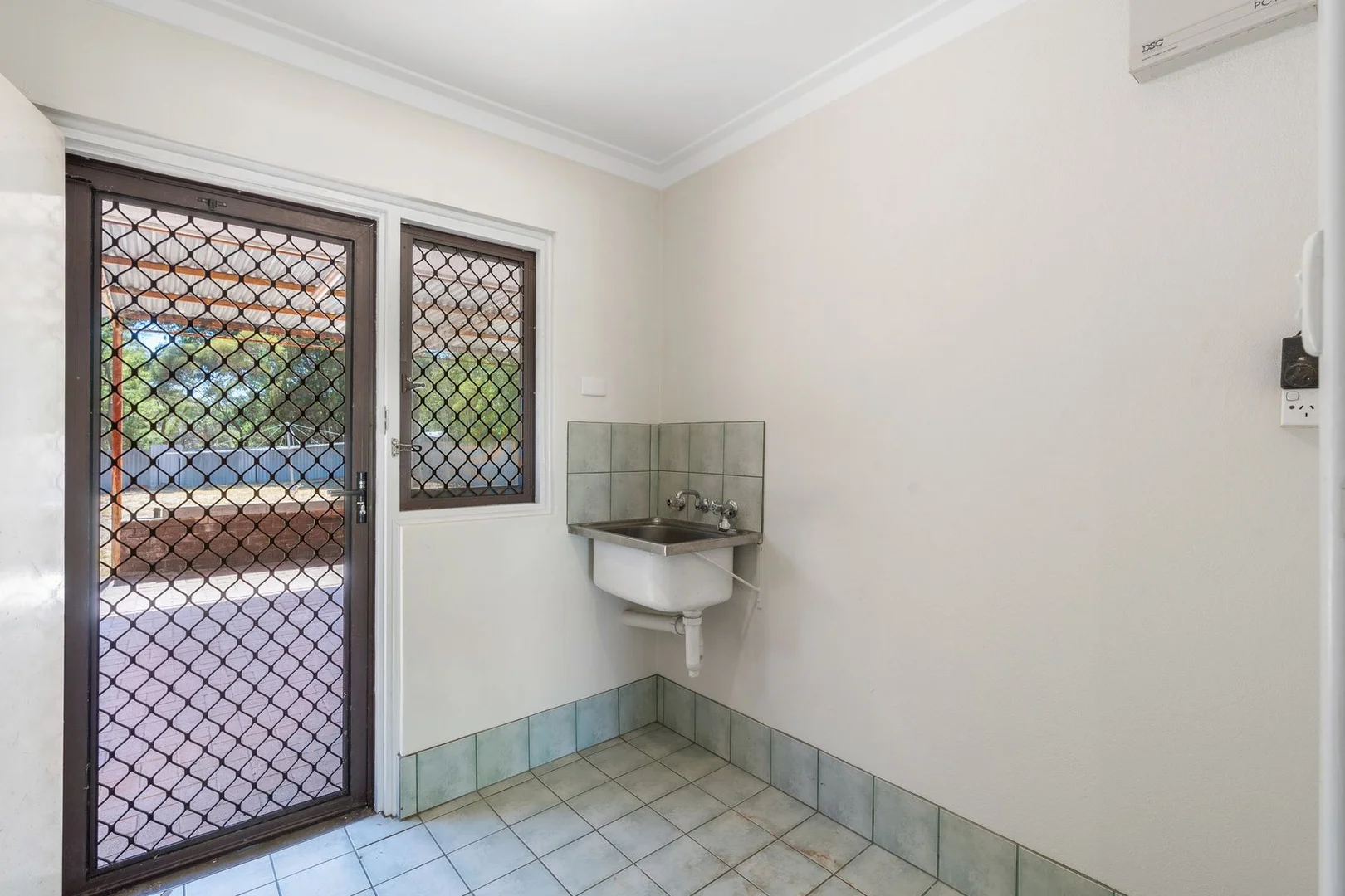 Additional image 11 of 108 James Street, Gosnells WA 6110