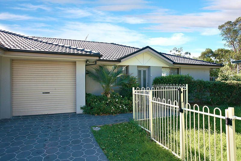 3 bedrooms Villa in 2/297 Flushcombe Road BLACKTOWN NSW, 2148