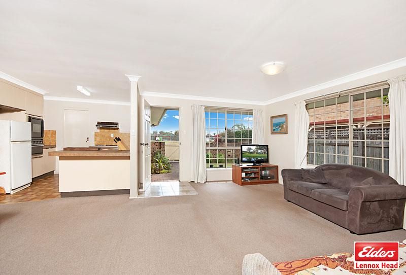 1/5 Megan Crescent, LENNOX HEAD NSW 2478, Image 1