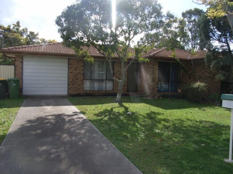 3 bedrooms House in 11 LINDSAY STREET ROTHWELL QLD, 4022