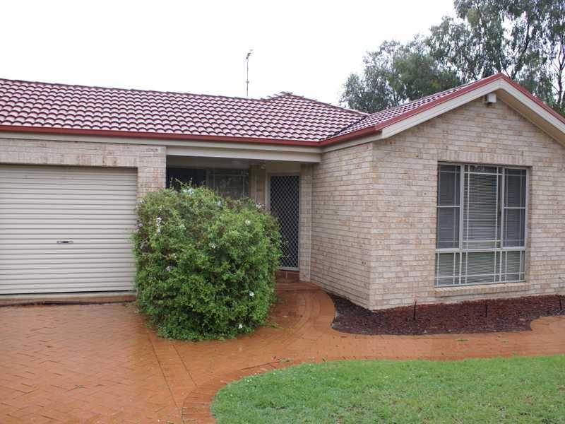 3 bedrooms House in 2 Dare Street GLENWOOD NSW, 2768