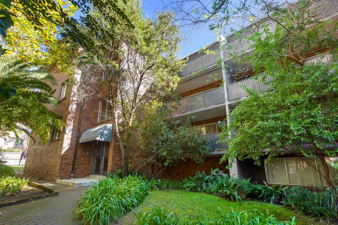 Picture of 3/9a Cambridge Street, GLADESVILLE NSW 2111