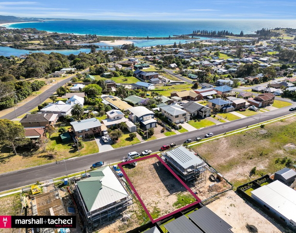 16 Parbery Avenue, Bermagui NSW 2546