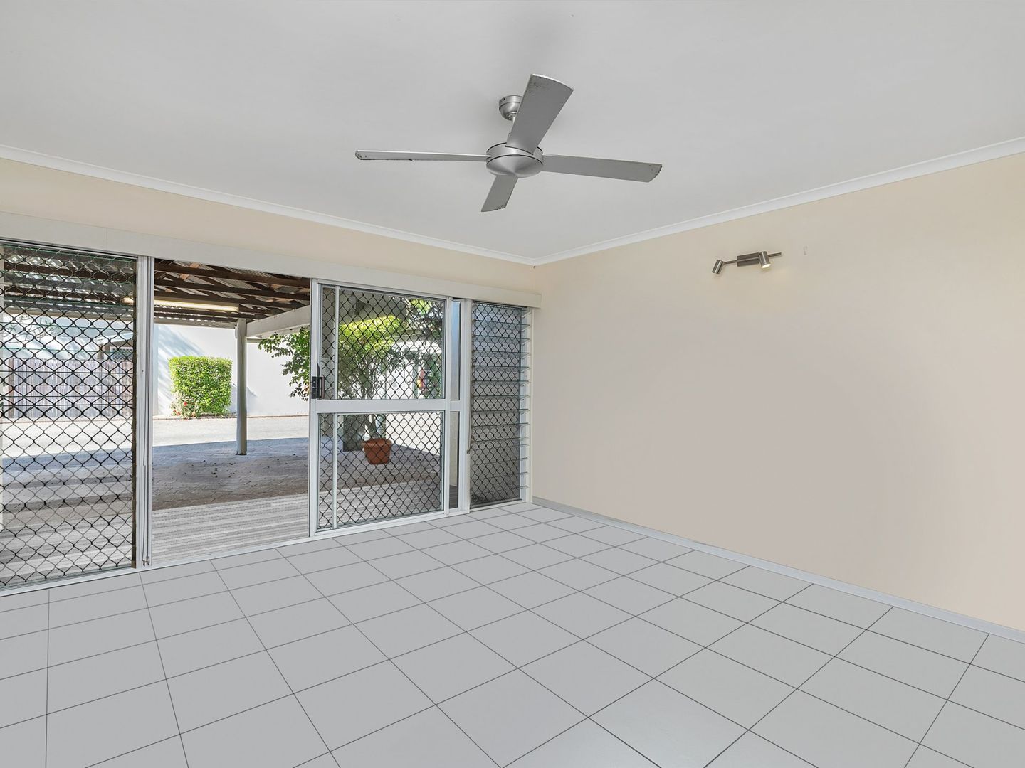 5/18-20 Adair Street, Yorkeys Knob QLD 4878, Image 1