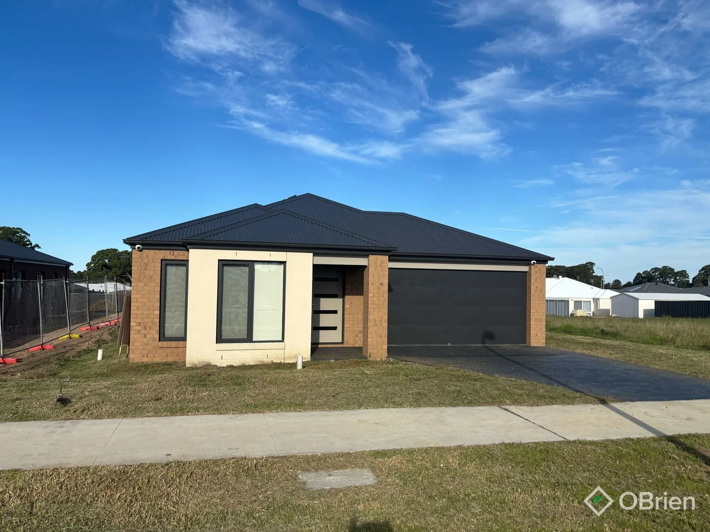 8 Blake Avenue, Paynesville VIC 3880