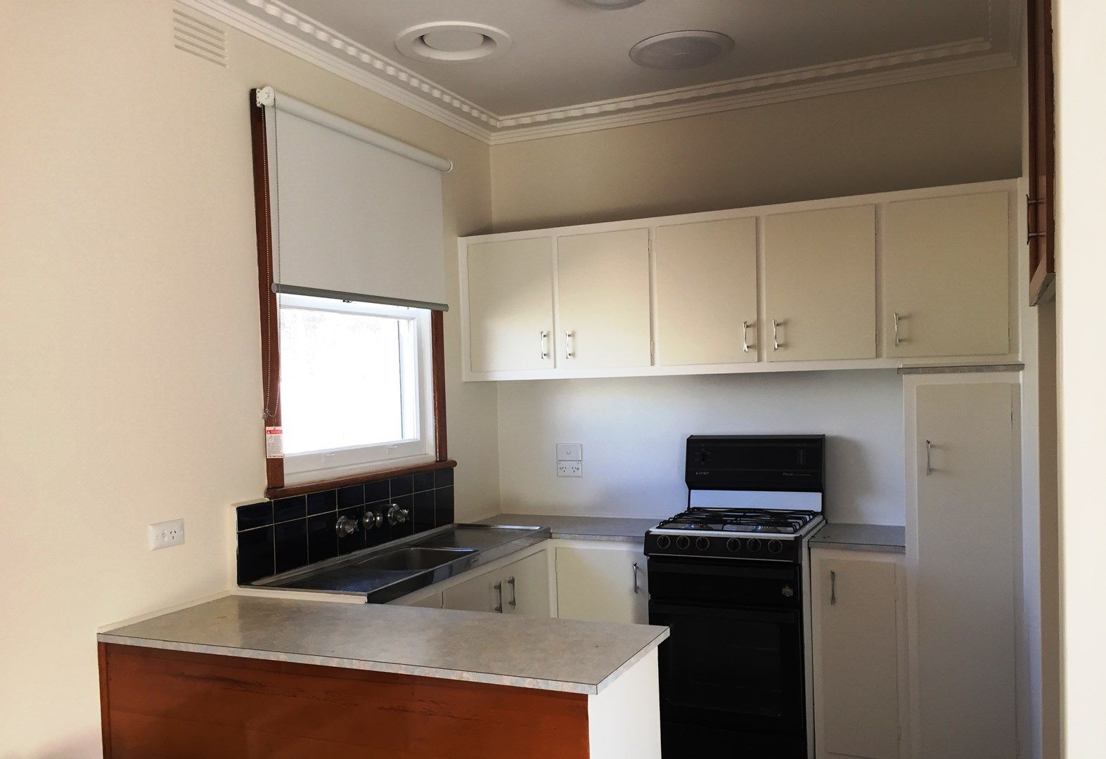 1 bedrooms Apartment / Unit / Flat in 3/163 Parkers Road PARKDALE VIC, 3195