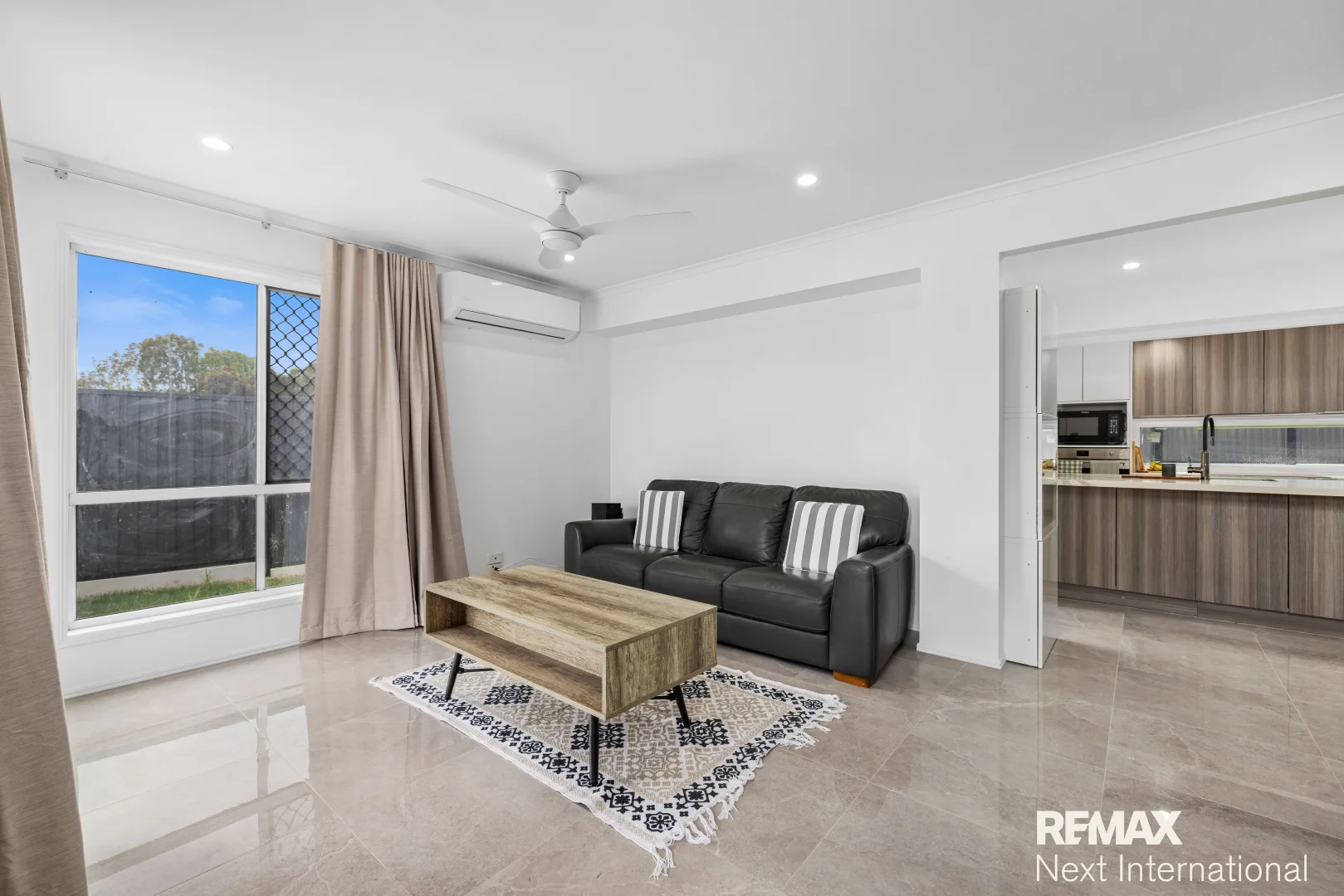 Additional image 4 of 16 Jacaranda Place, Eight Mile Plains QLD 4113