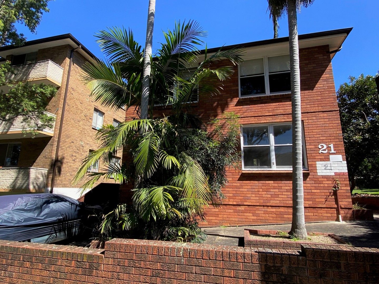 2 bedrooms Apartment / Unit / Flat in 21 St Georges Parade HURSTVILLE NSW, 2220