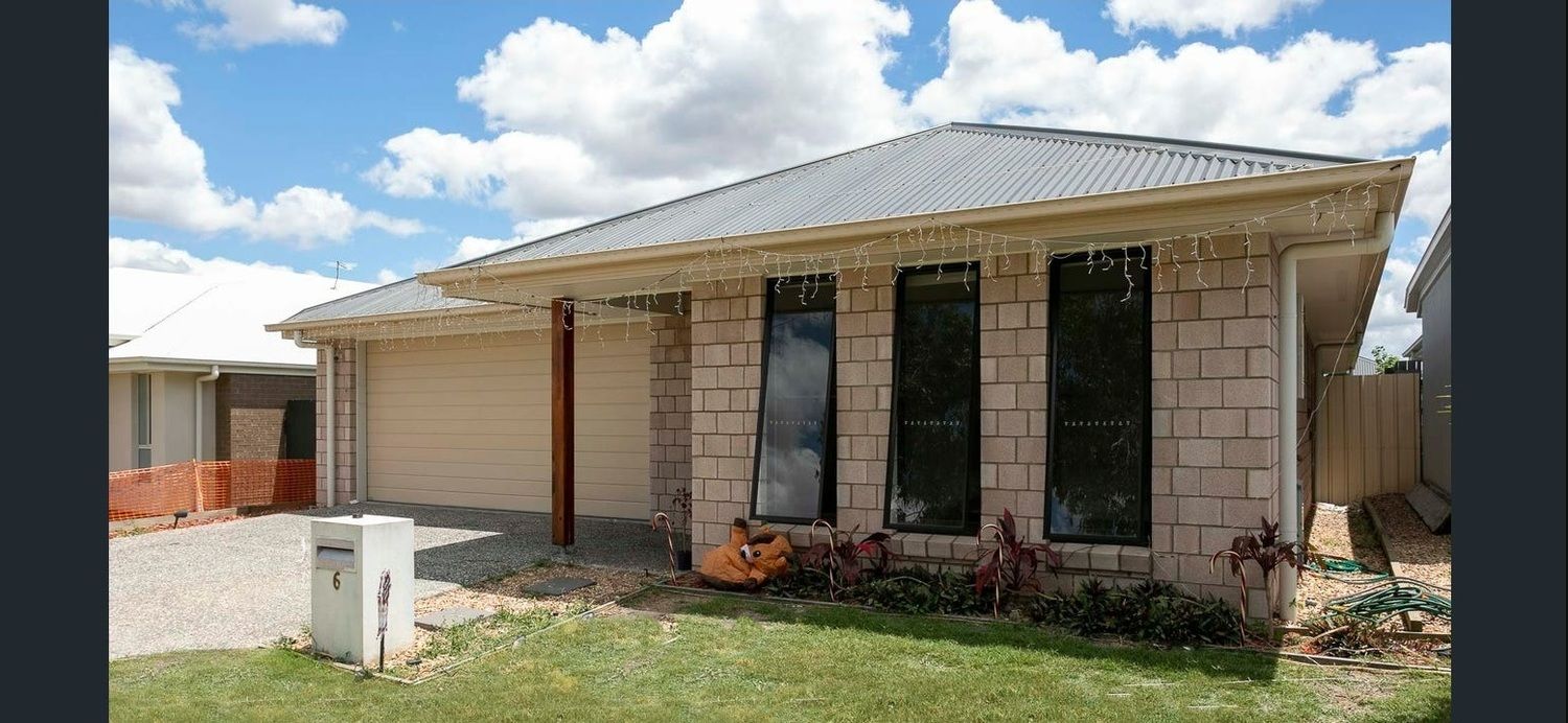 4 bedrooms House in 6 Massey Street YARRABILBA QLD, 4207