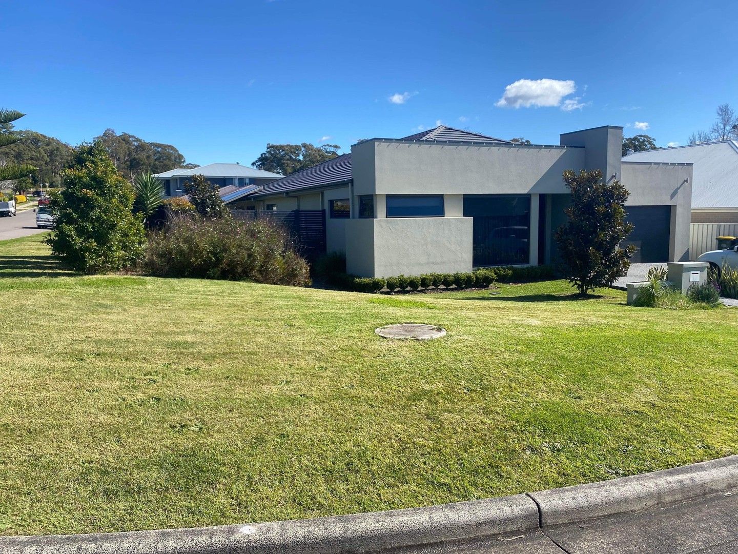 4 bedrooms House in 46 Lakeview Road MORISSET PARK NSW, 2264