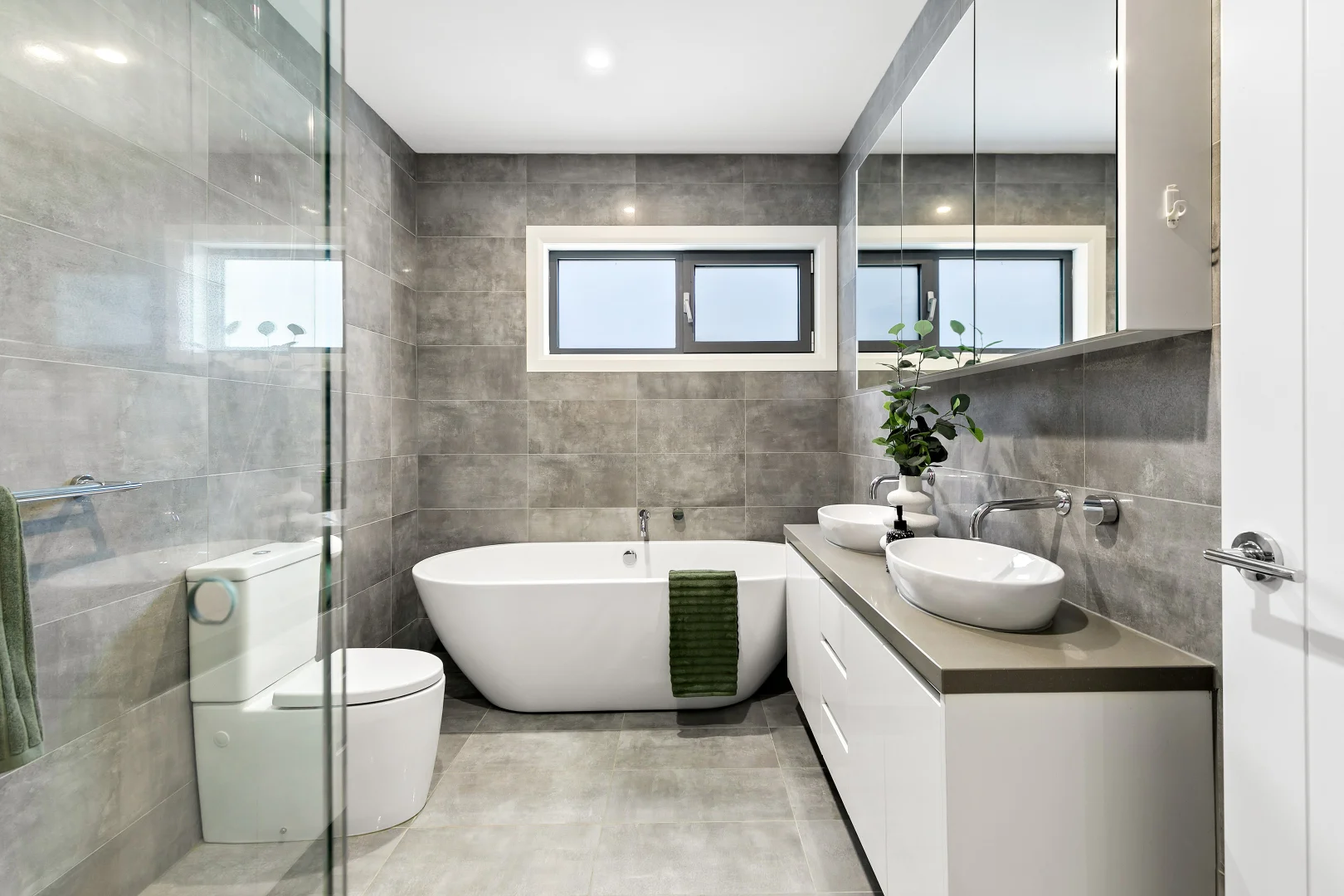 Additional image 13 of 124A Devereaux Street, Oak Park VIC 3046