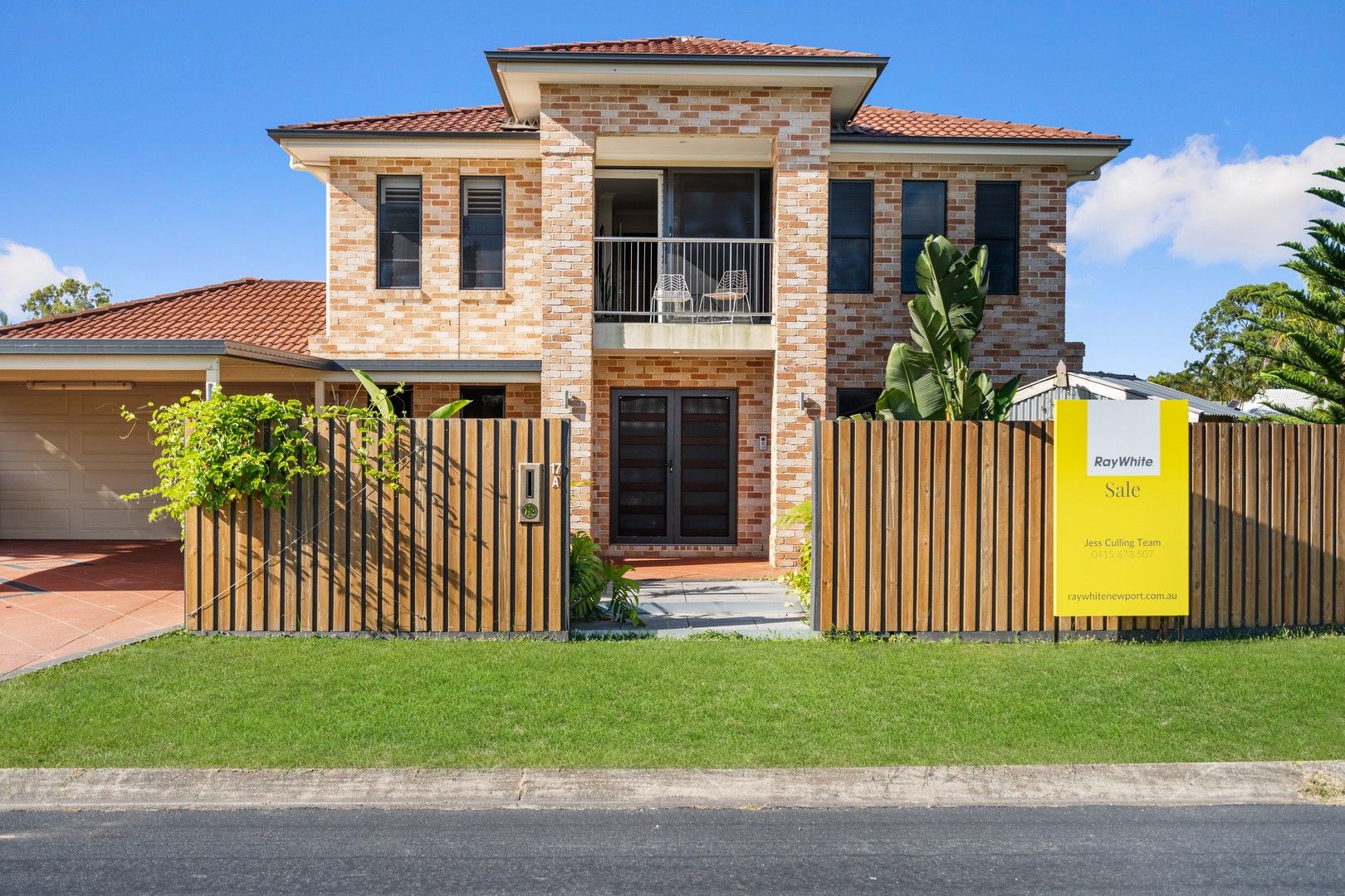 4 bedrooms House in 17A Oakmont Street ROTHWELL QLD, 4022