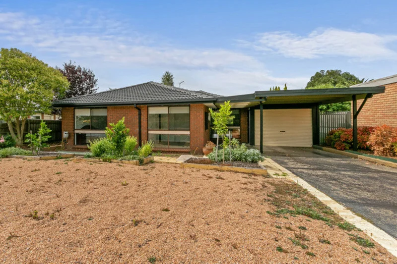 38 Parkwood Way, Traralgon VIC 3844