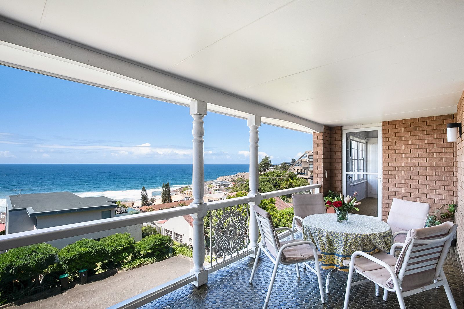10 Beverley Place, Curl Curl NSW 2096, Image 2