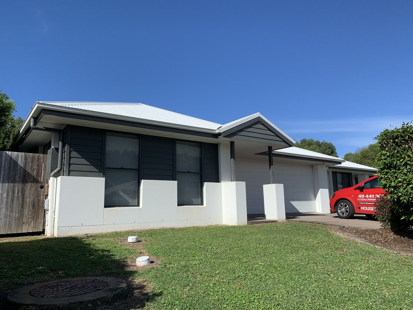 3 bedrooms Apartment / Unit / Flat in 1/33 Warilla View BLACKS BEACH QLD, 4740