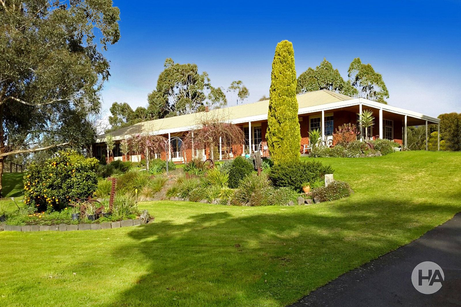 141 Loch Street, Yarragon VIC 3823, Image 2