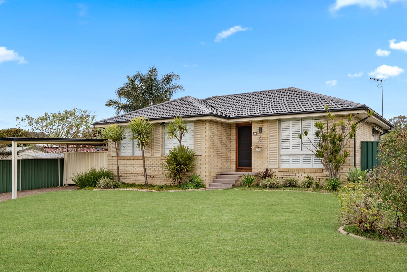 4 Grenache Place, Eschol Park NSW 2558, Image 1