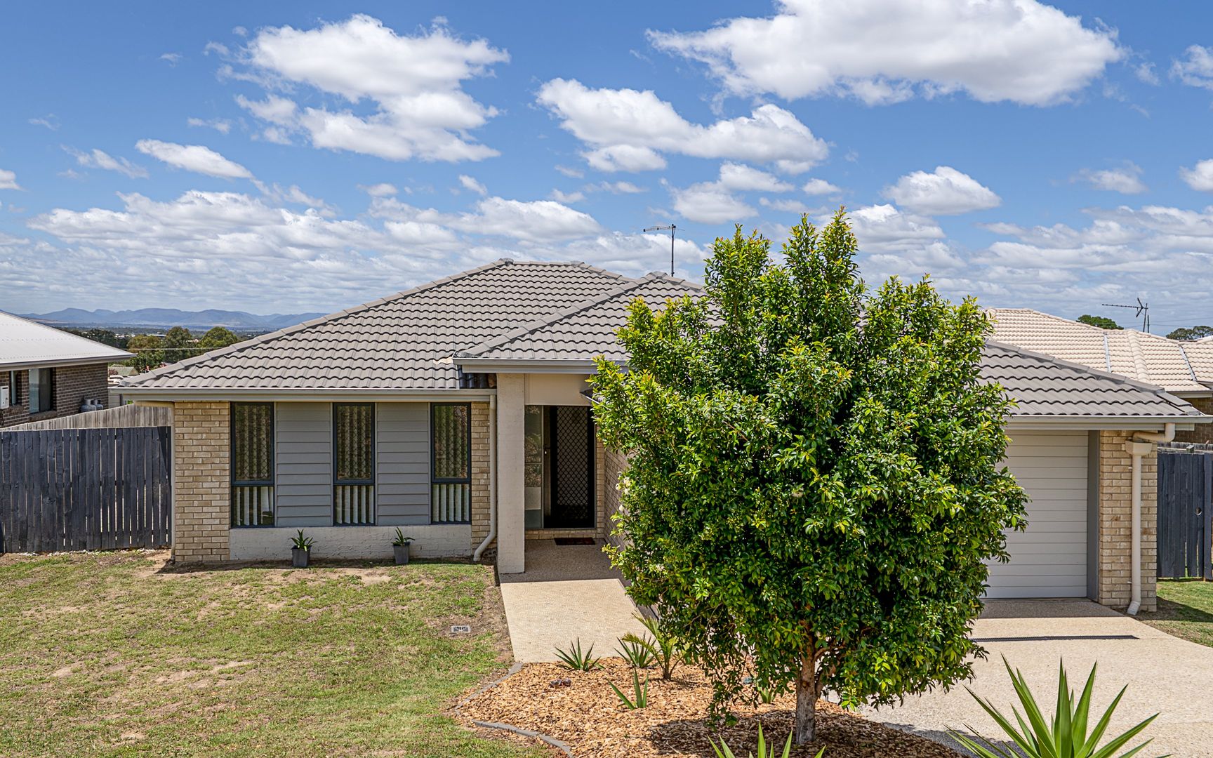 14 Capital Drive, Rosenthal Heights Property History & Address