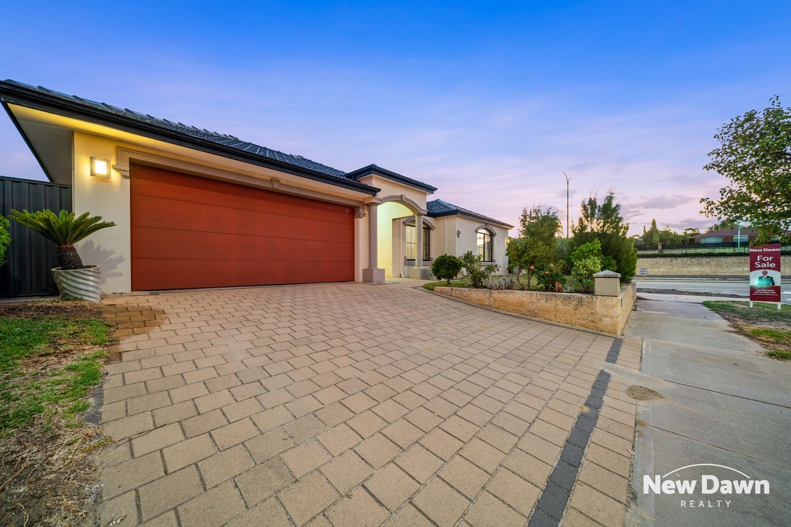 5 bedrooms House in 2 Wistful Parade AVELEY WA, 6069