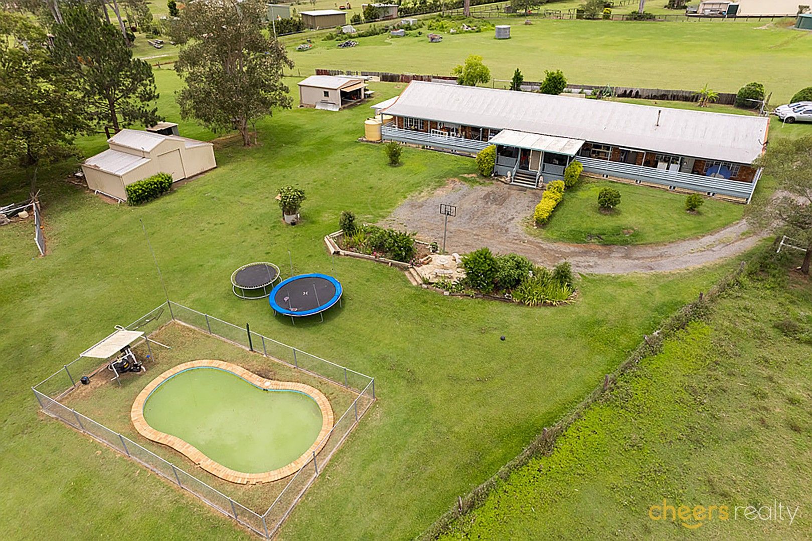7 bedrooms Acreage / Semi-Rural in 40 Chesterfield Road PARK RIDGE SOUTH QLD, 4125