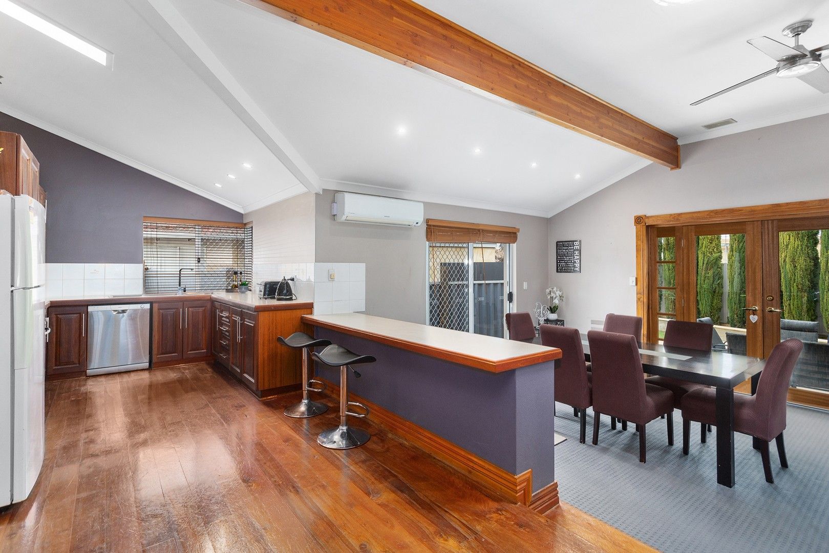 3 bedrooms House in 7 Kostas Close HOCKING WA, 6065