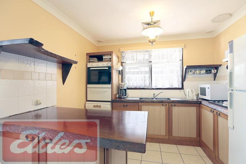 24 Murroobah Road, Wallacia NSW 2745 House For Rent Domain