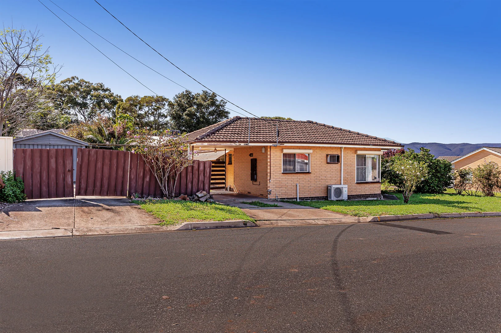 Additional image 10 of 2 Canberra Crescent, Valley View SA 5093