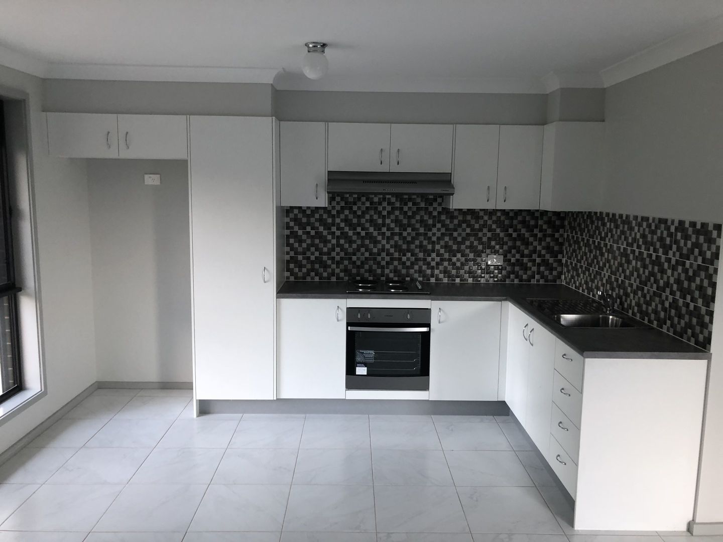 1/23 Bell Crescent, Fairfield Property History & Address Research