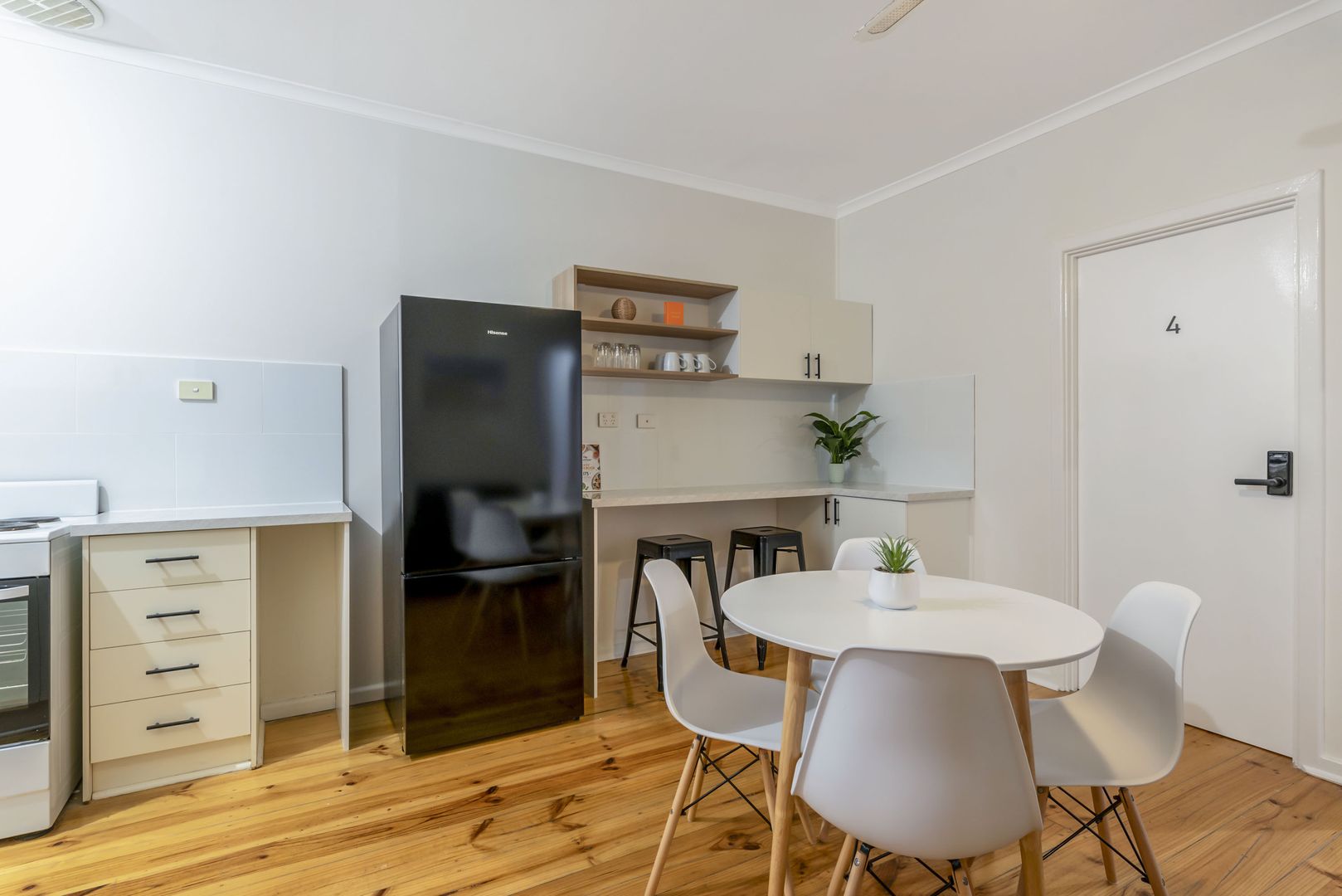 Salisbury North SA 5108 1 bed house for Rent, Share House With 4