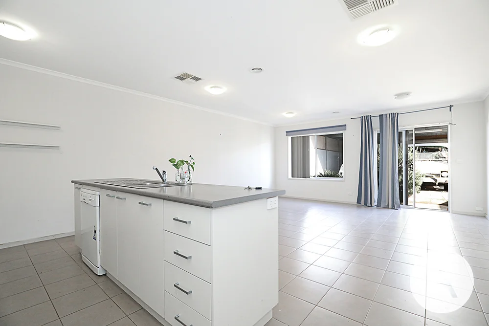 Additional image 2 of 40 Lorna Lippmann Lane, Bonner ACT 2914