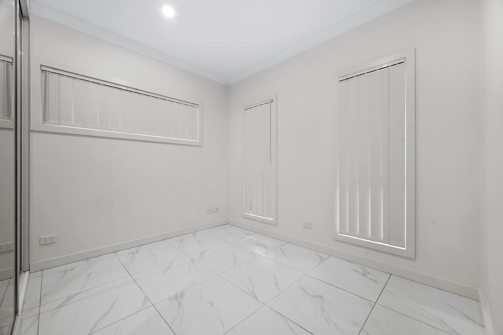 Additional image 12 of 8 Mulga Place, Macquarie Fields NSW 2564