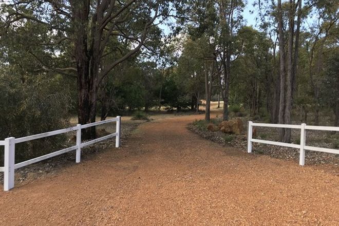 Picture of 12 Hillwood Grove, GIDGEGANNUP WA 6083