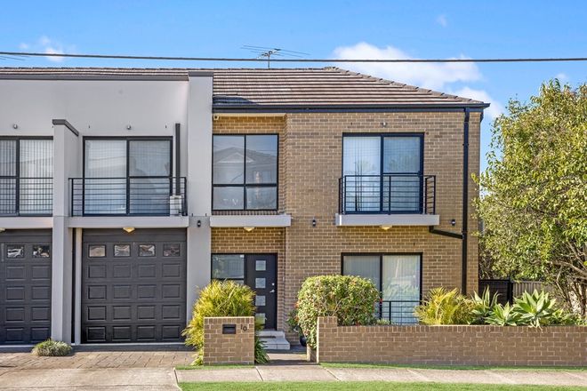 Picture of 8 Wellington Road, HURSTVILLE NSW 2220