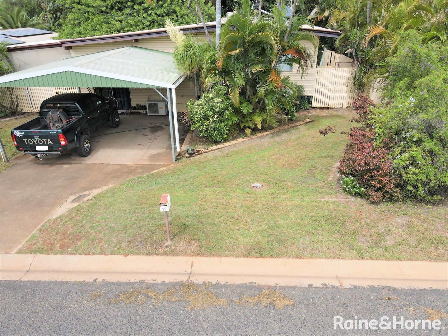 17 Rolfe Street, Moranbah QLD 4744, Image 0