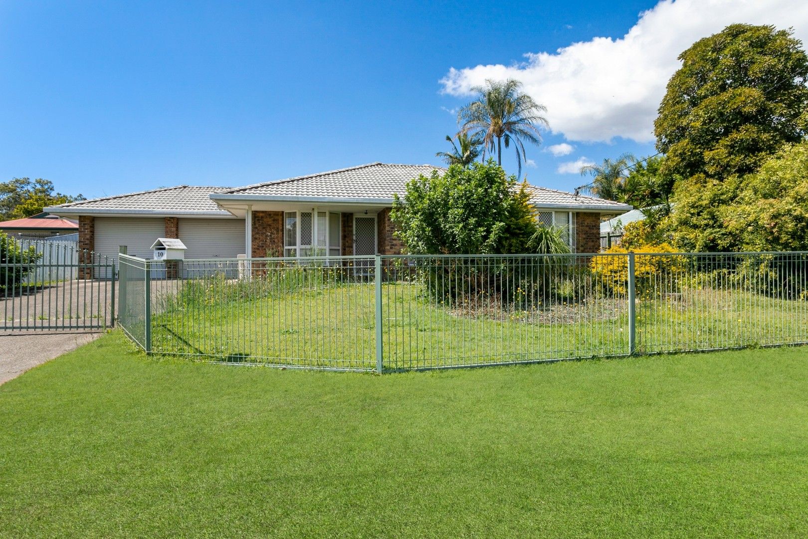 3 bedrooms House in 10 Bronwyn Court DECEPTION BAY QLD, 4508