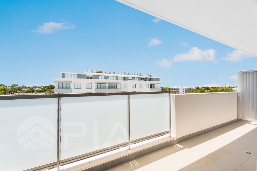 2 bedrooms Apartment / Unit / Flat in 605/20 Dressler Court MERRYLANDS NSW, 2160