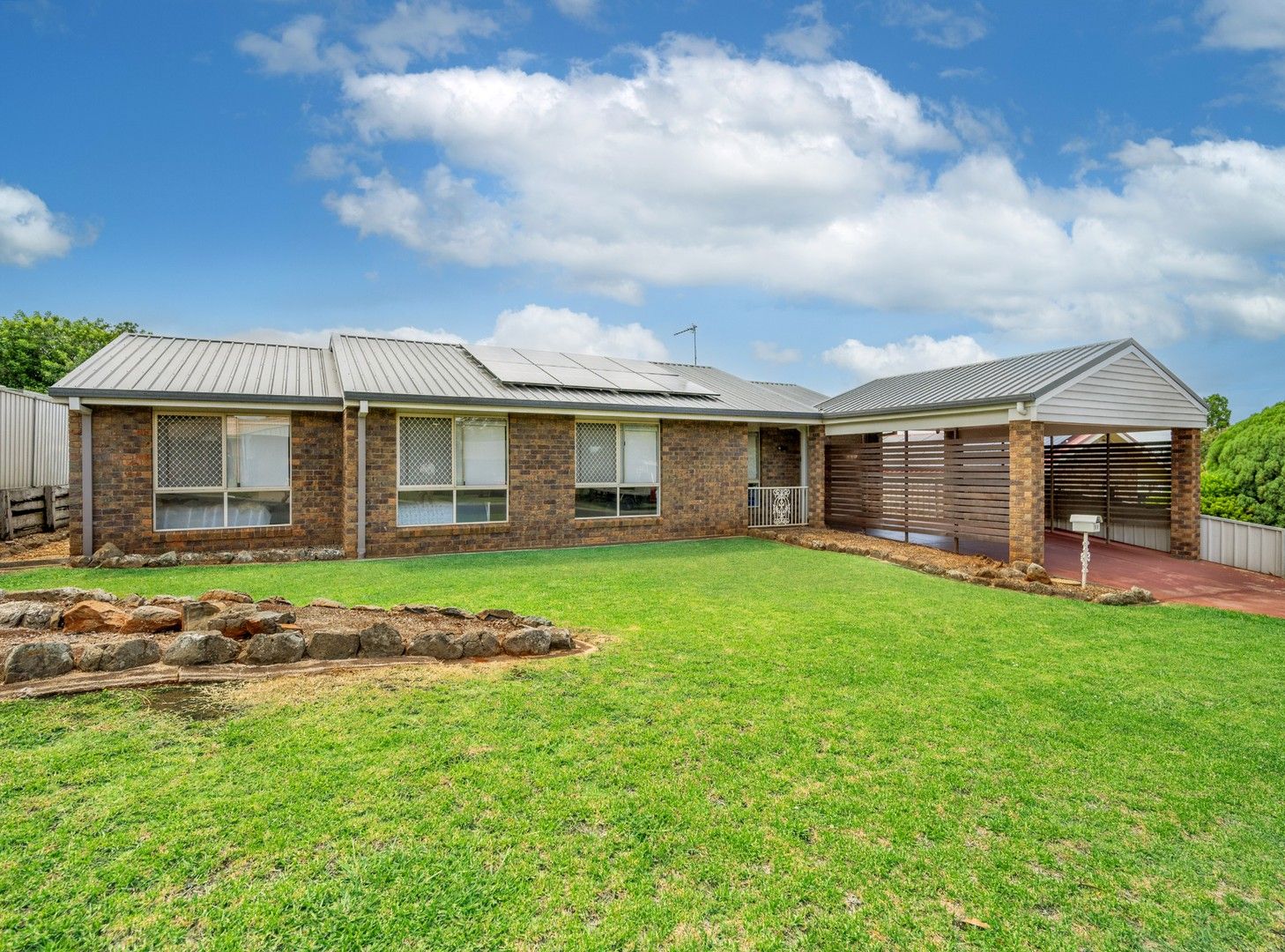 18 Black Court, Wilsonton QLD 4350, Image 0