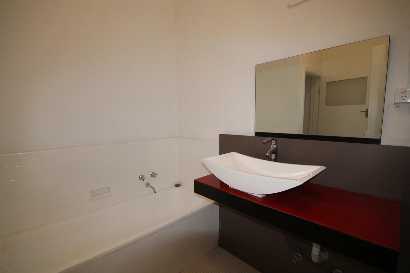 Additional image 7 of 2/424 Dandenong Road, Caulfield North VIC 3161