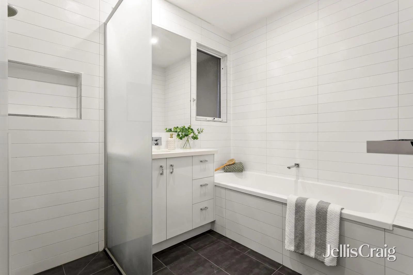 Additional image 12 of 1/4 Bogong Court, Doncaster East VIC 3109