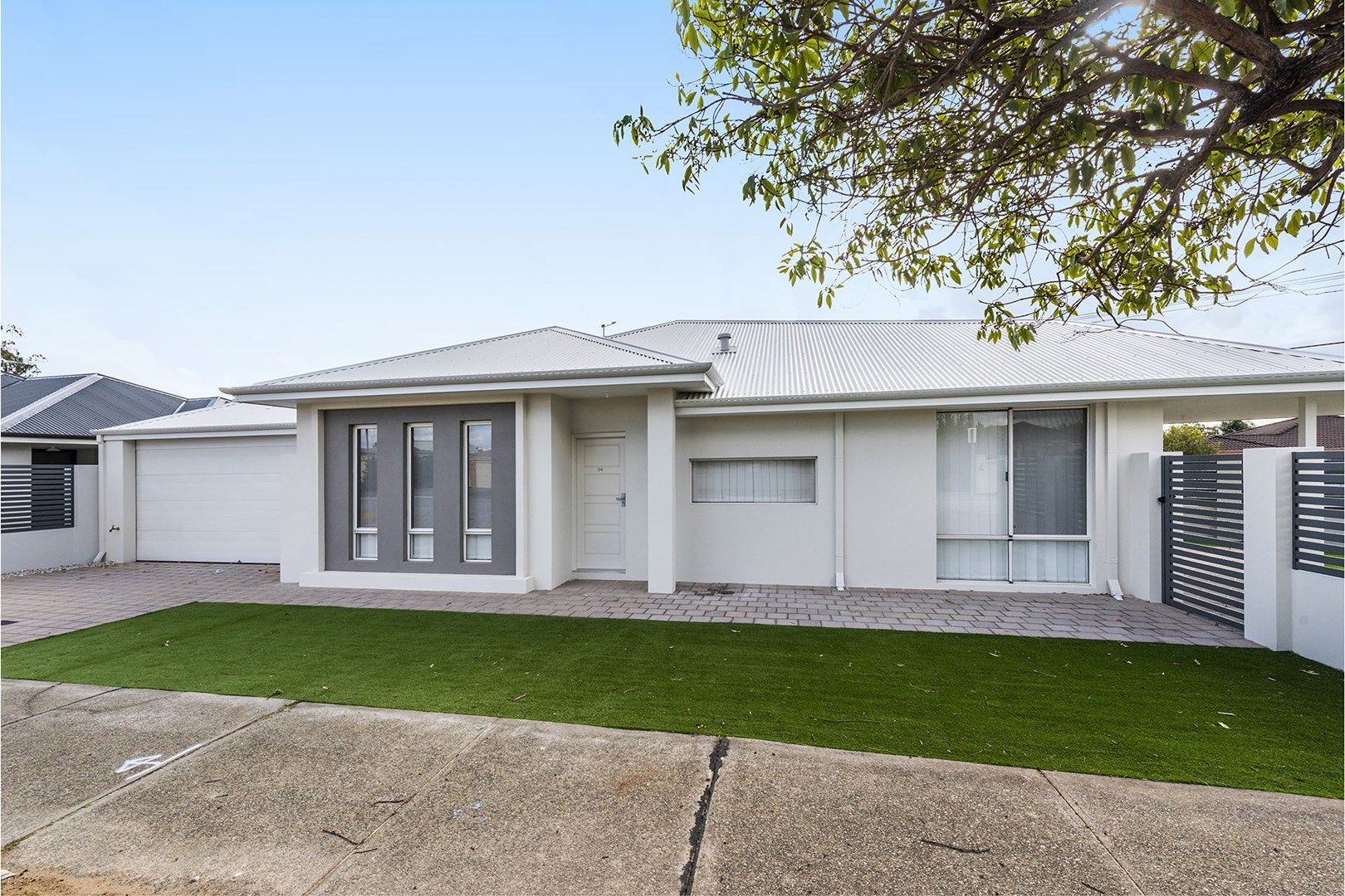 4 bedrooms House in 54 Dulwich Street BECKENHAM WA, 6107