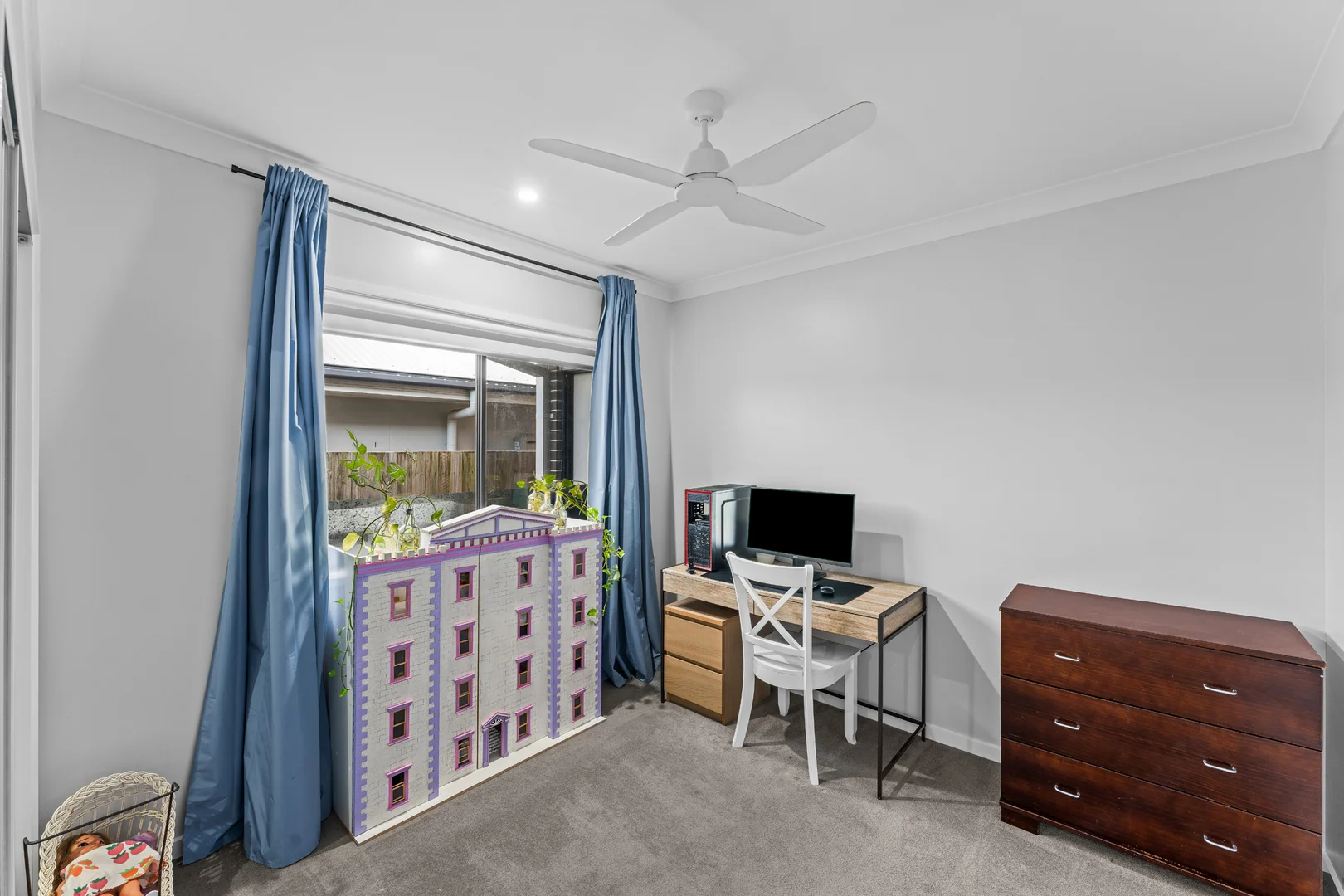 Image 11